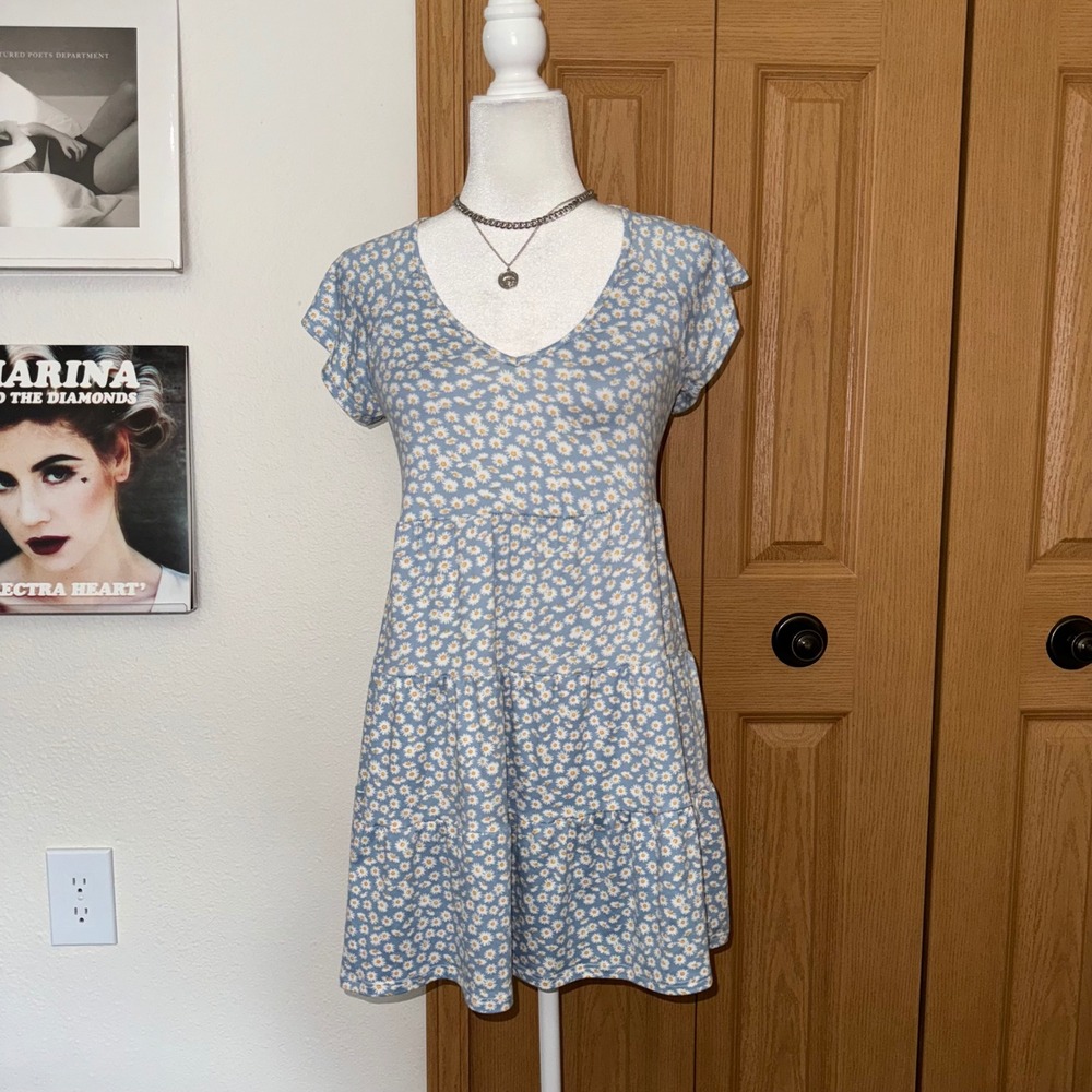 Altar'd State Blue Daisy Floral Tiered Mini Dress V-Neck Size Small Cottage Core